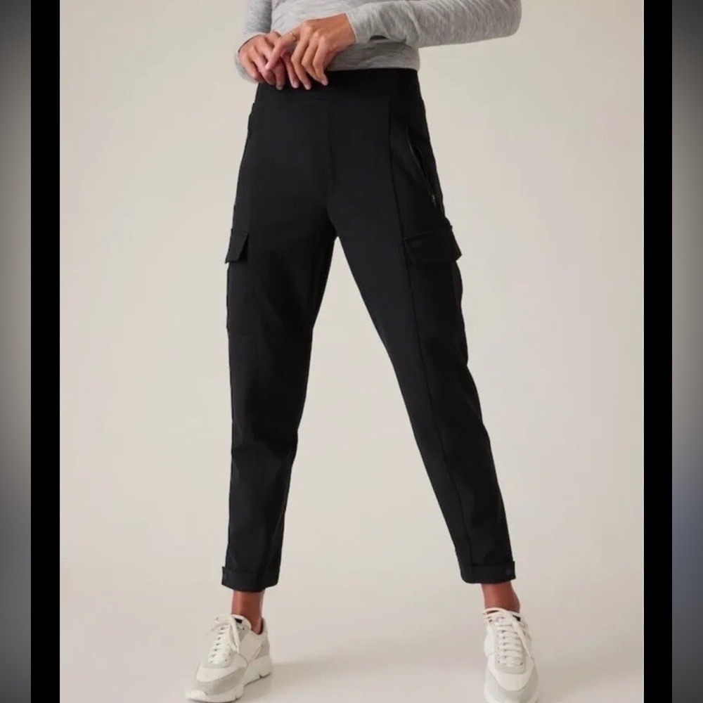 Athleta Women's Black Cargo Tapered Pants